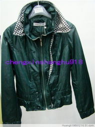 簡(jiǎn)約風(fēng)尚，品質(zhì)生活——探索精品服裝與日用百貨的融合魅力